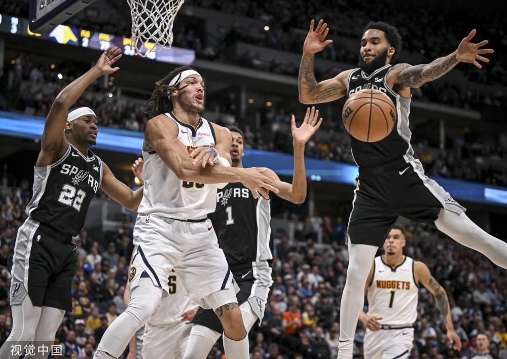 离跳投配合 离跳投配合