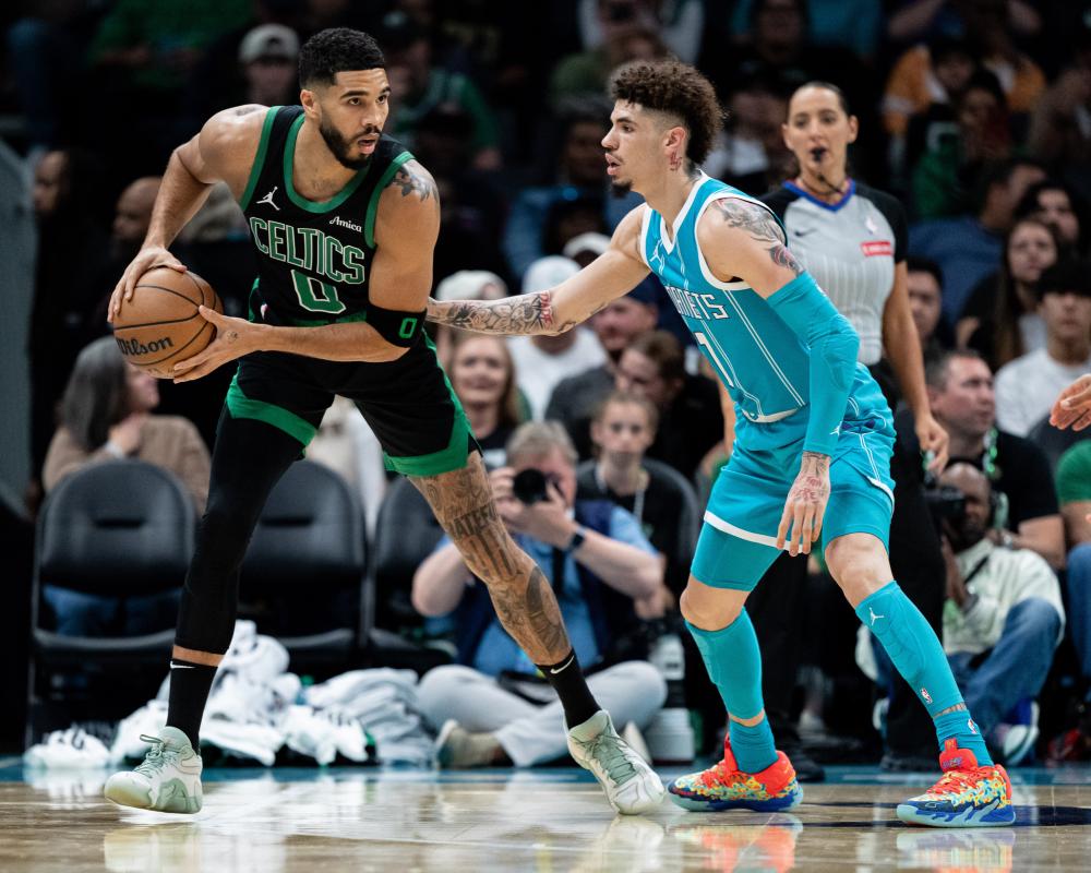 现出了超凡 现出了超凡