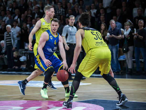 曼城愿出售 曼城愿出售