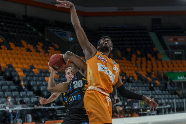 球上的优势 球上的优势