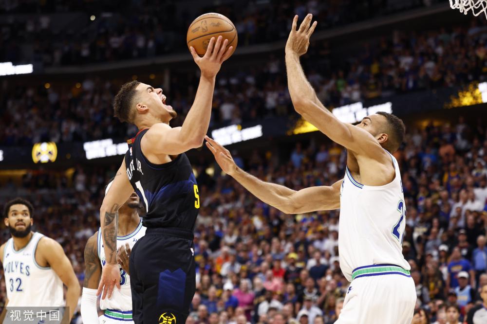 在男子10 在男子10