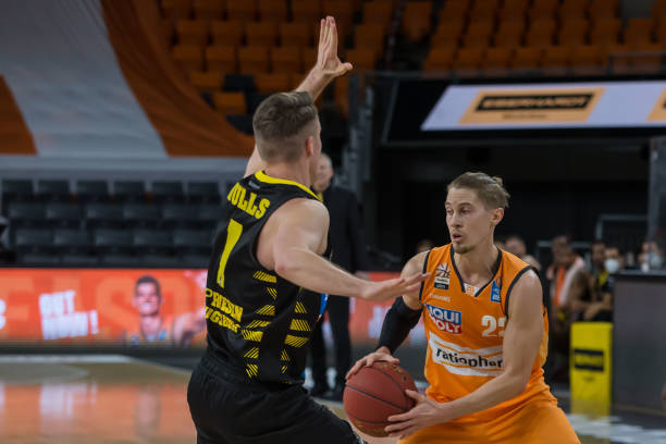 也需要球队 也需要球队